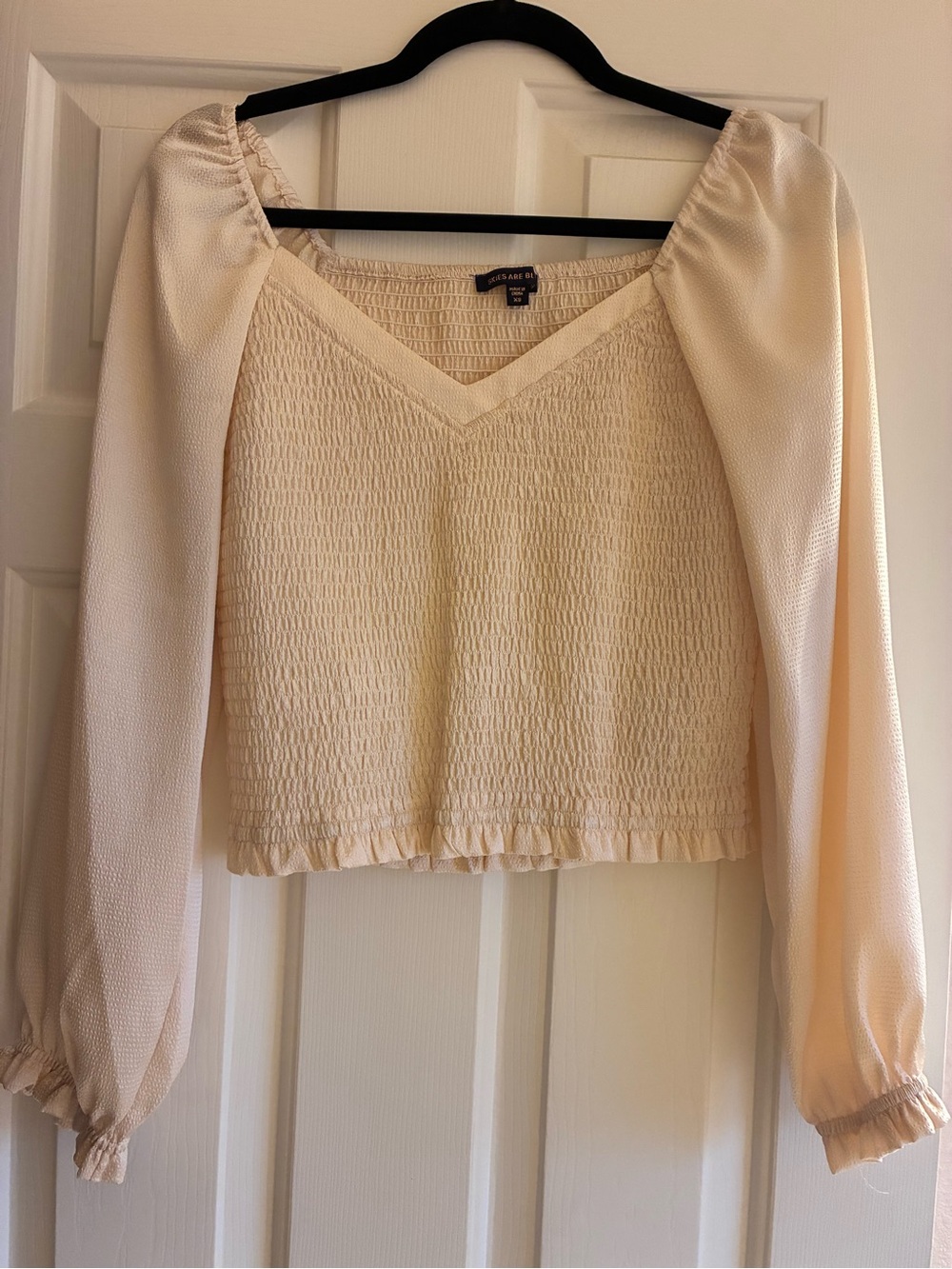 Skies Are Blue Cream Smocked Cropped Top Balloon Sleeve XS